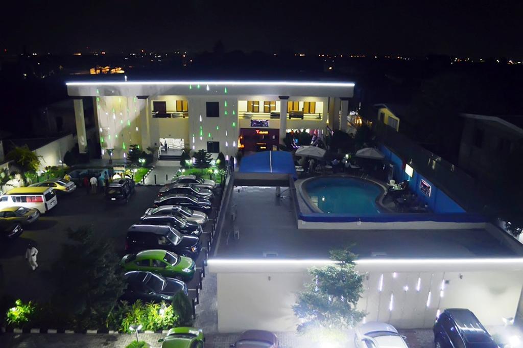 De Santos Hotel Agege Экстерьер фото