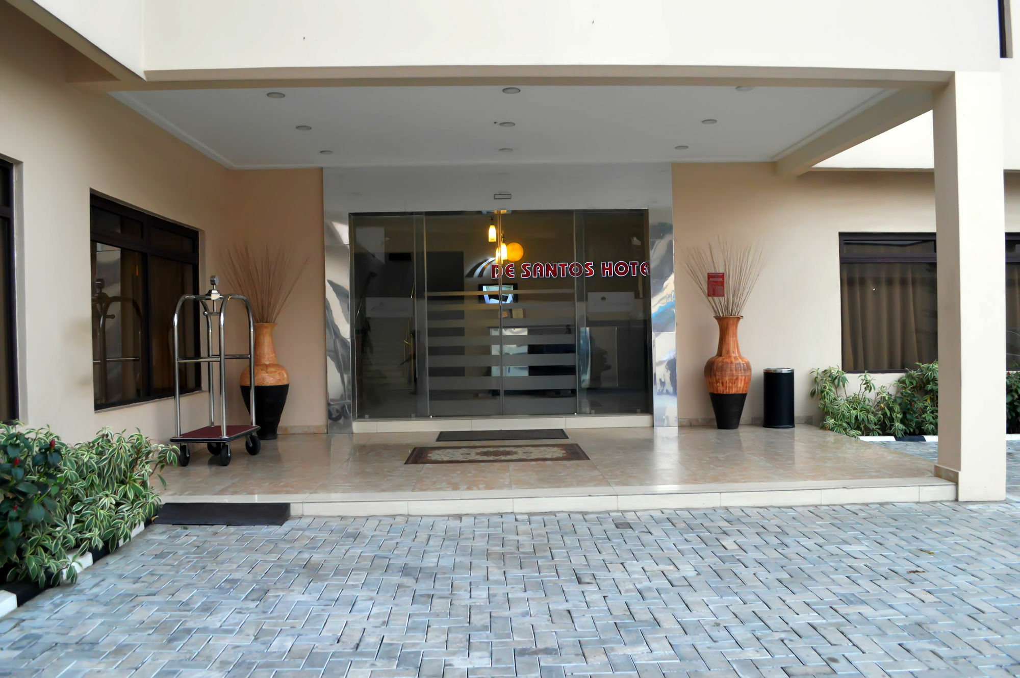De Santos Hotel Agege Экстерьер фото